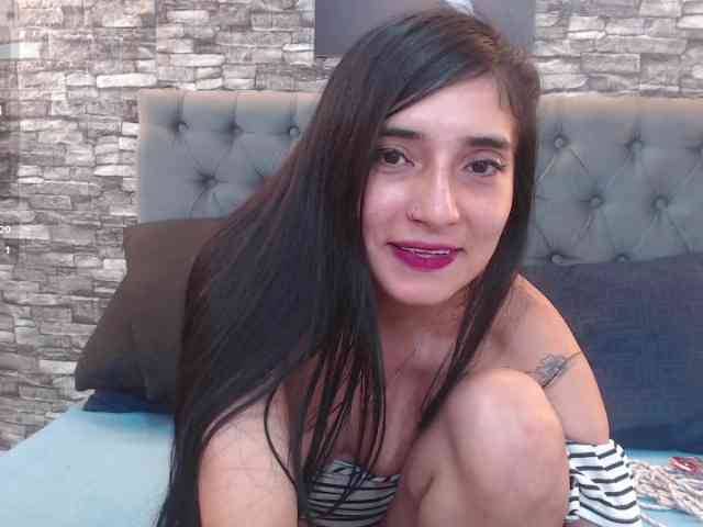 Mia-castillo webcam
