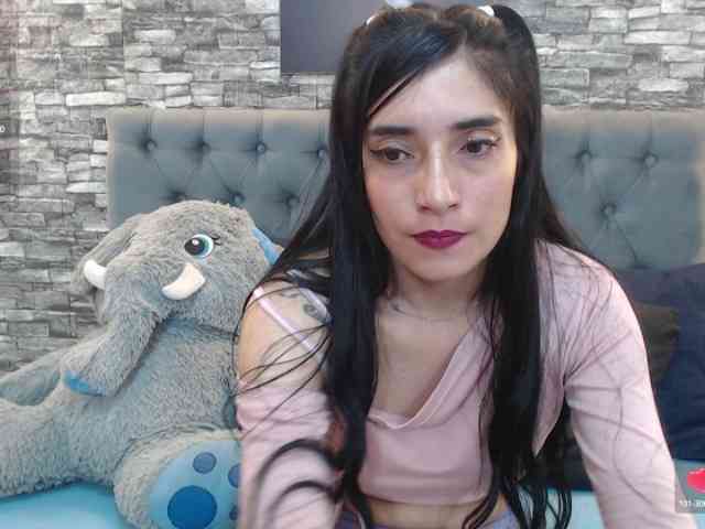 Mia-castillo webcam