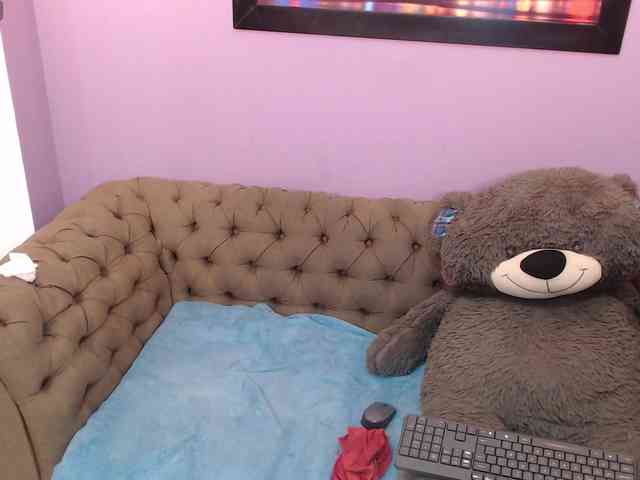 Mia-castillo webcam