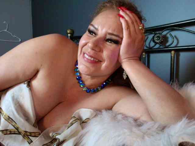 MelaniaKnauss webcam