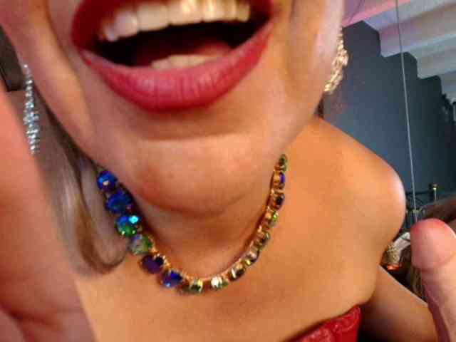 MelaniaKnauss webcam
