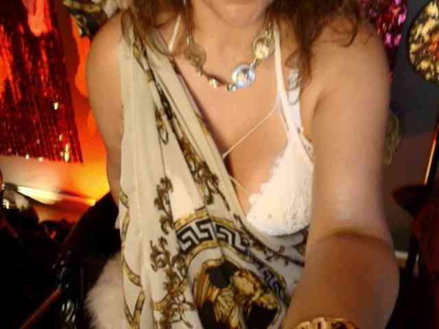 MelaniaKnauss webcam