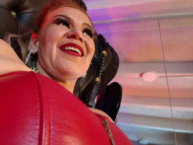 MelaniaKnauss webcam