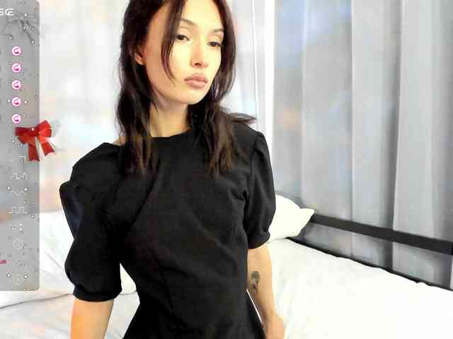 Kelly-Mott Live Webcam on BongaCams