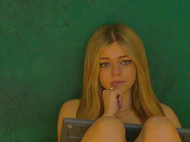 LittlePoem webcam