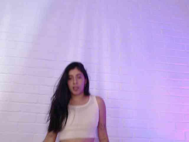LeoftAngelique webcam
