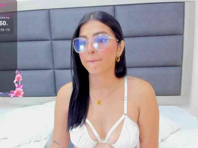 JessieAdams webcam