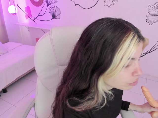 Isabela-Fiorelli webcam bongacams model stream image