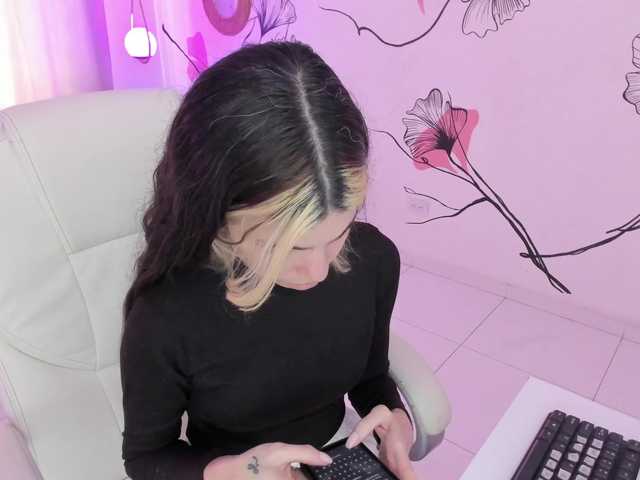 Isabela-Fiorelli webcam bongacams model stream image