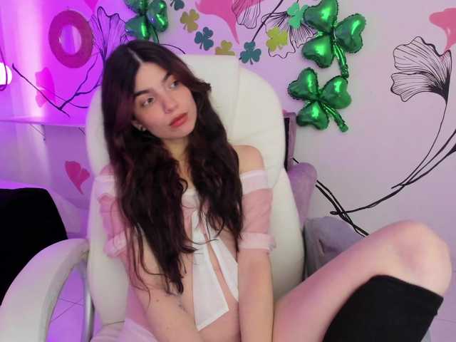 Isabela-Fiorelli's BongaCams show and profile