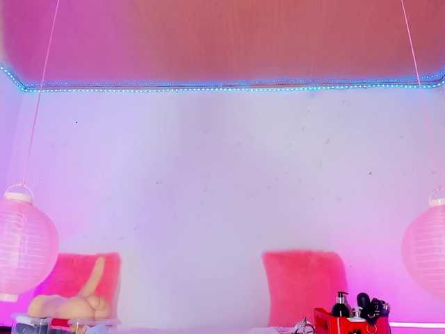 Shannon-kane's BongaCams show and profile