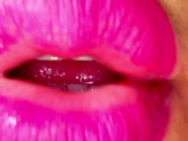 Shannon-kane's BongaCams show and profile