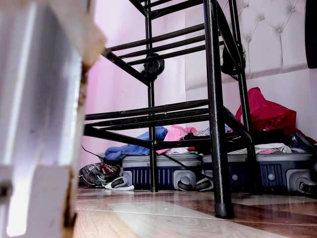 Shannon-kane's BongaCams show and profile