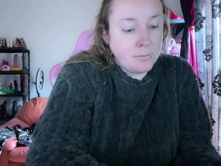 NylonQueen Porn Show