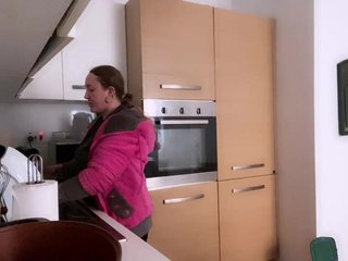 NylonQueen Porn Show