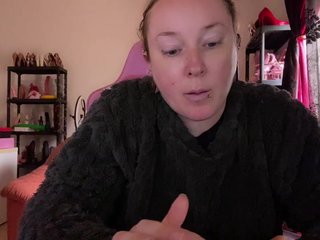 NylonQueen Porn Show