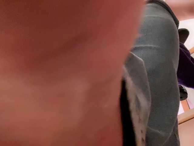 NylonQueen's BongaCams show and profile