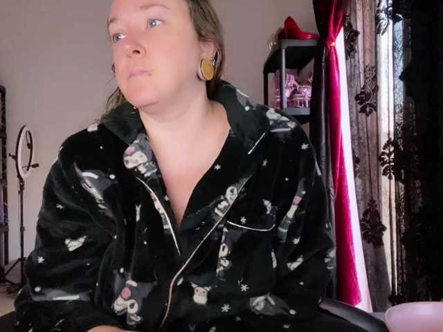 NylonQueen from BongaCams