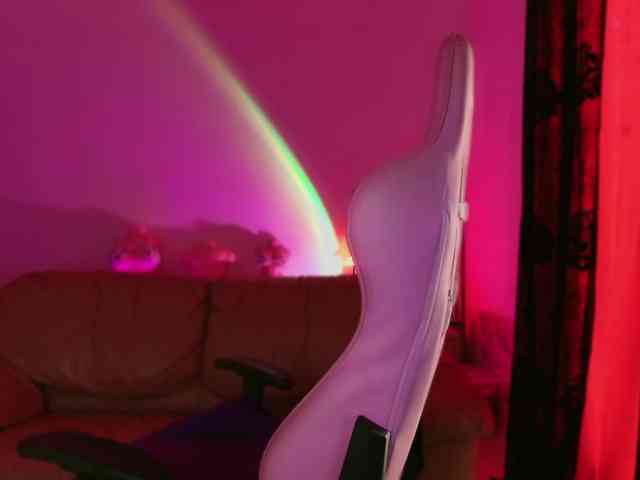 NylonQueen webcam