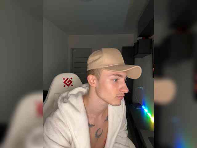 Artur-Scott Artur-Scott