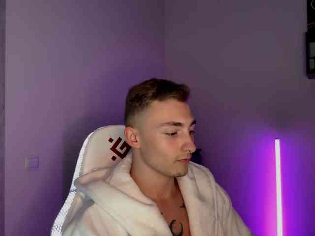 Artur-Scott Artur-Scott