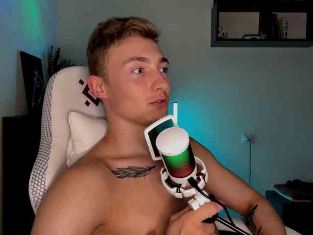 Artur-Scott Artur-Scott