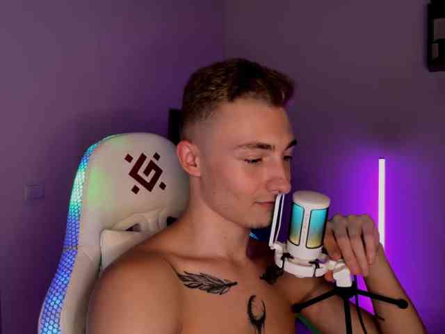 Artur-Scott Artur-Scott