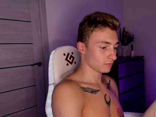 Artur-Scott Artur-Scott