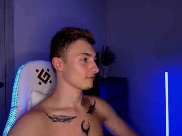 Artur-Scott Artur-Scott