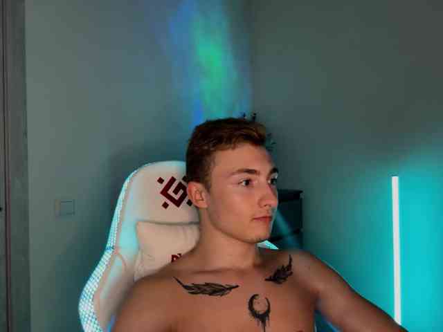 Artur-Scott Artur-Scott