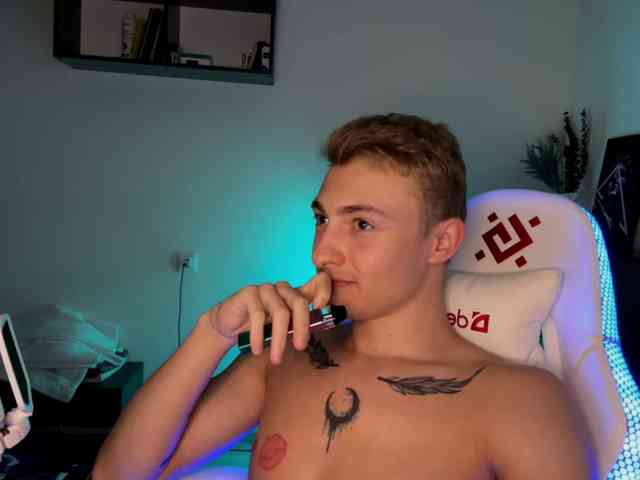 Artur-Scott Artur-Scott