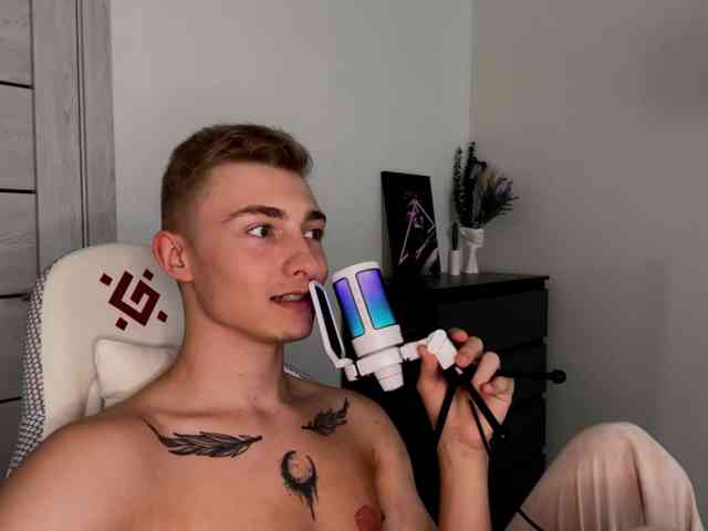 Artur-Scott Artur-Scott