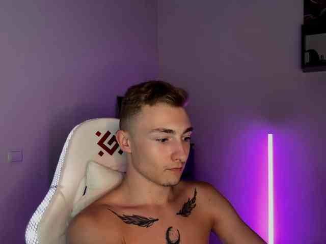 Artur-Scott Artur-Scott