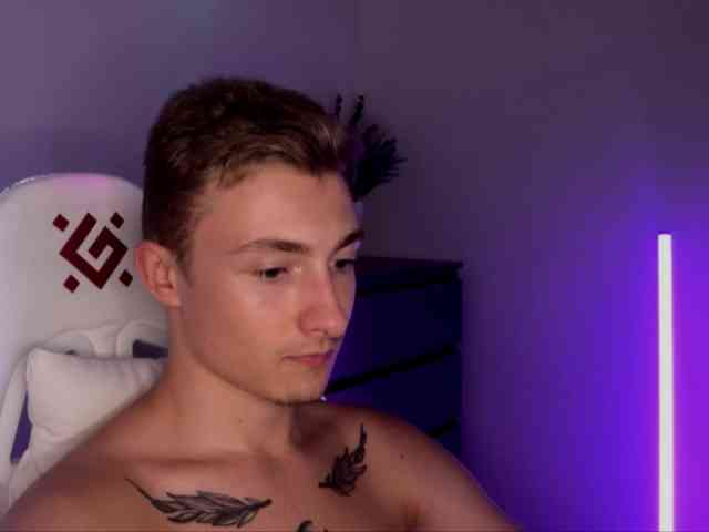 Artur-Scott Artur-Scott