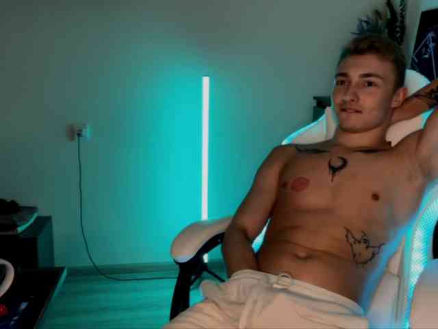 Artur-Scott Artur-Scott