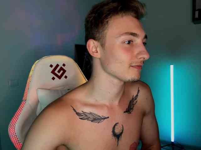 Artur-Scott Artur-Scott