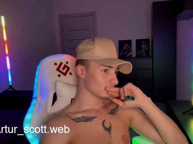 Artur-Scott Artur-Scott