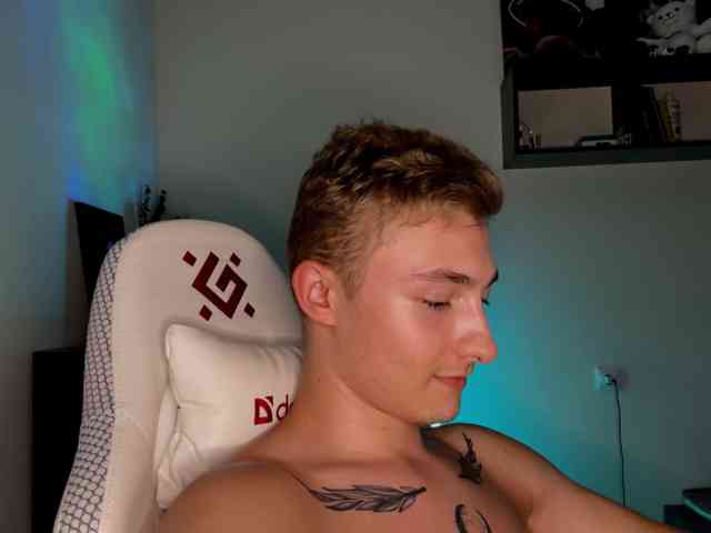 Artur-Scott Artur-Scott