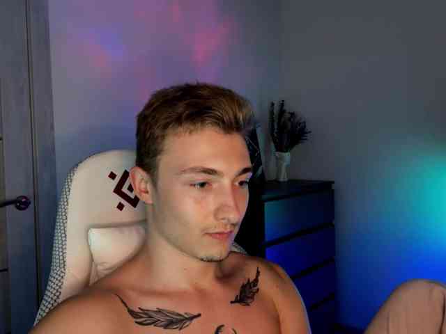 Artur-Scott Artur-Scott