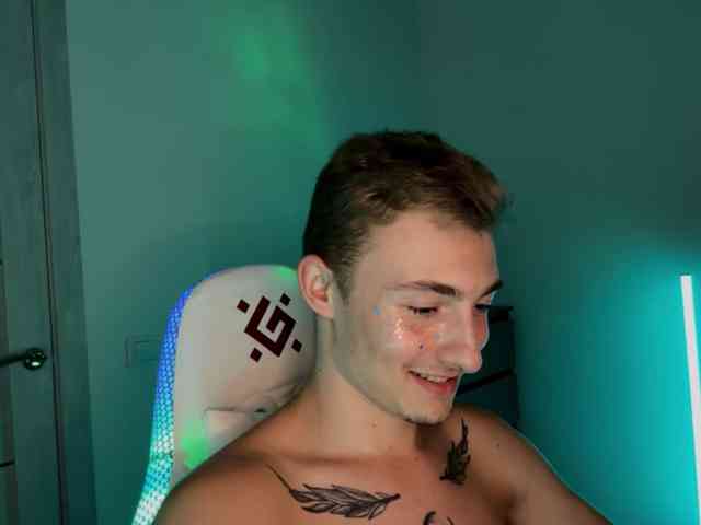 Artur-Scott Artur-Scott