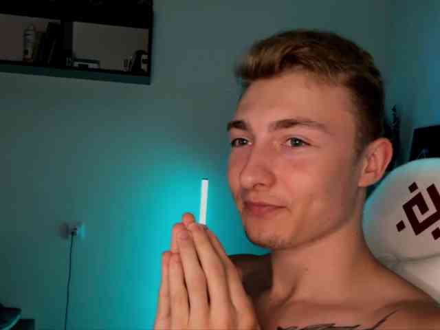 Artur-Scott Artur-Scott