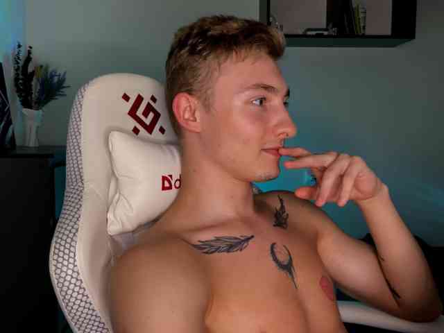 Artur-Scott Artur-Scott