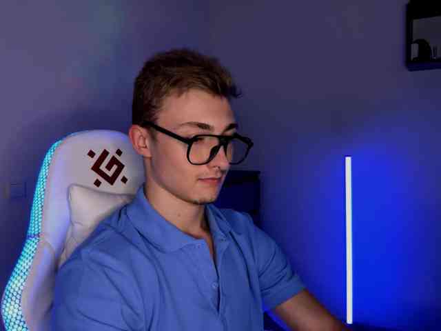 Artur-Scott Artur-Scott