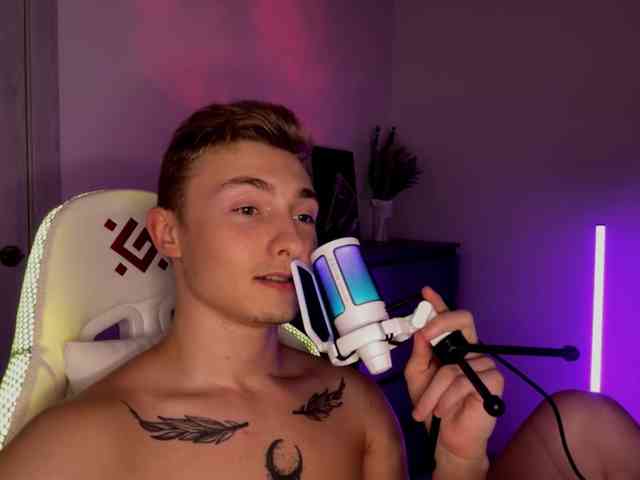 Artur-Scott Artur-Scott