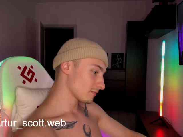 Artur-Scott Artur-Scott