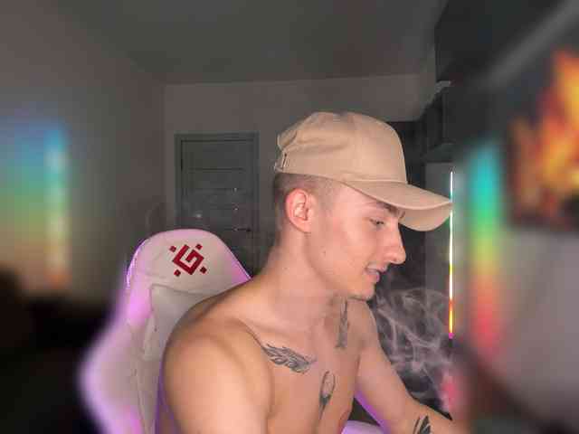 Artur-Scott Artur-Scott