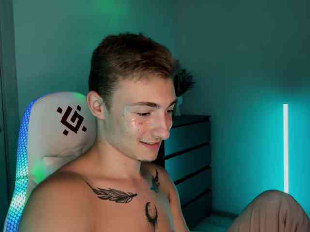 Artur-Scott Artur-Scott