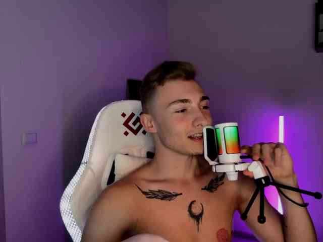 Artur-Scott Artur-Scott