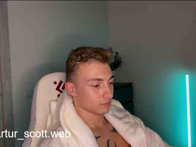 Artur-Scott Artur-Scott