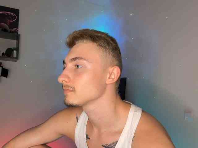 Artur-Scott